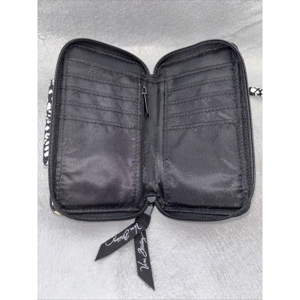 Vera Bradley‎ Camocat Wallet Wristlet Black/White Print Credit Card Slots